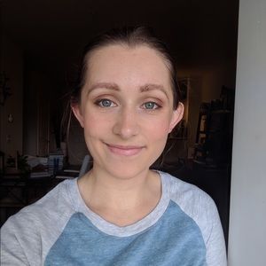 Meet your Posher, Cara